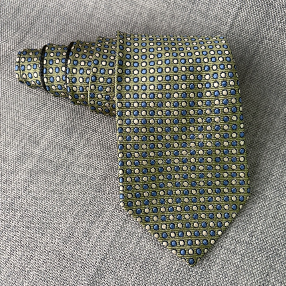 Tommy Hilfiger Tie Mens 3.75 x 59 Green Blue Cream Dot Pattern 100% Silk Necktie